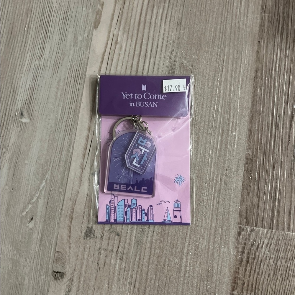 Official bts Yet to come busan merch key chain